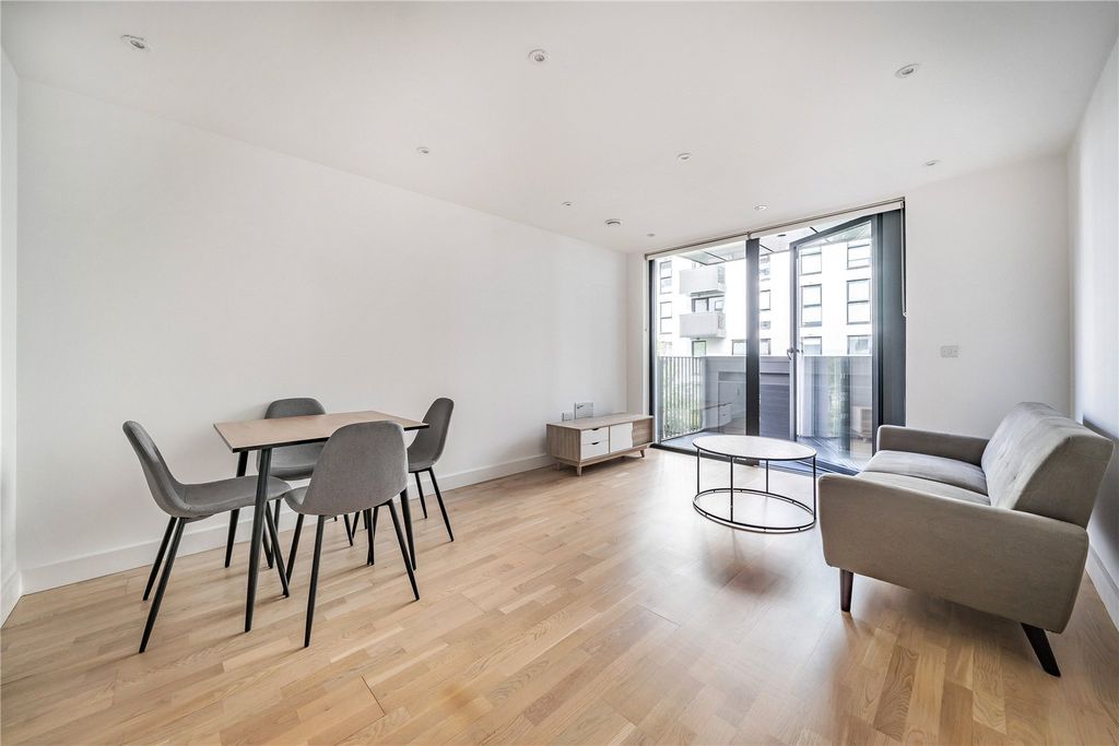 Property photo 2 of 23 Picture No. 05