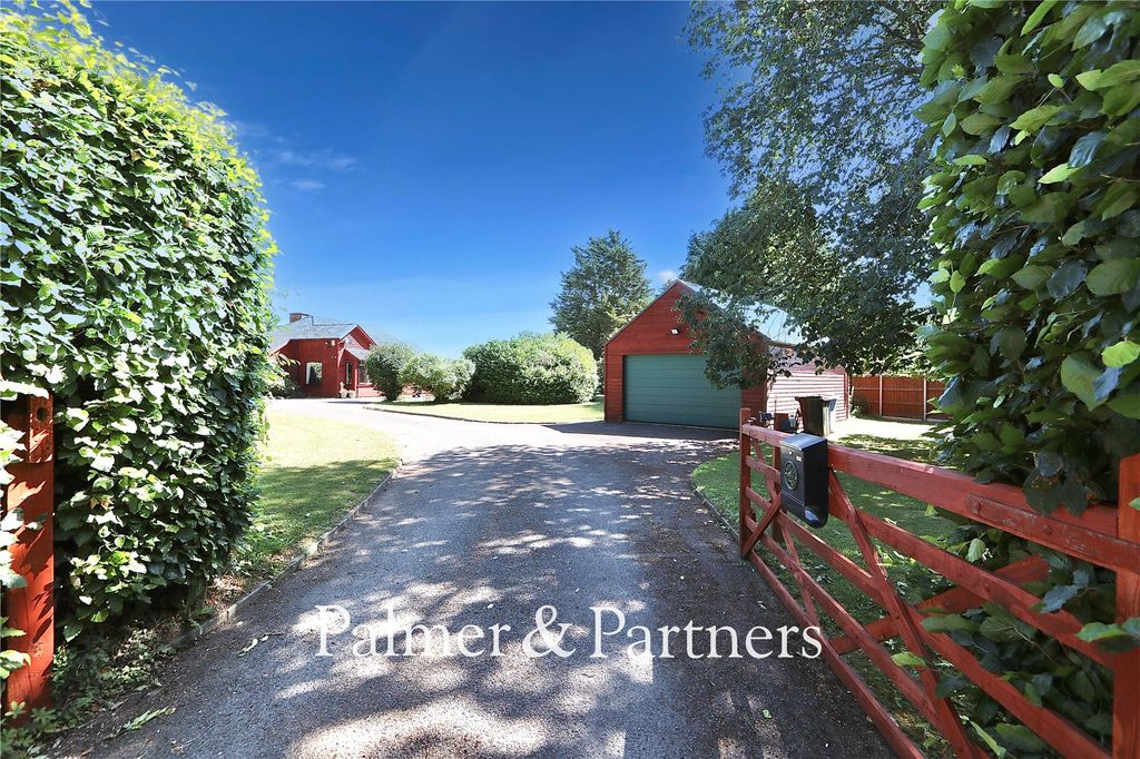 Property photo 2 of 40 Picture No. 03