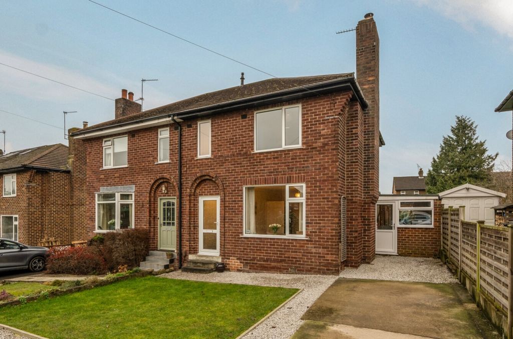 Property photo 1 of 19 Ewemove Harrogate House Front