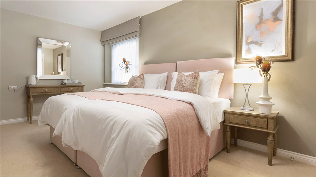 Property photo 1 of 9 Bedroom