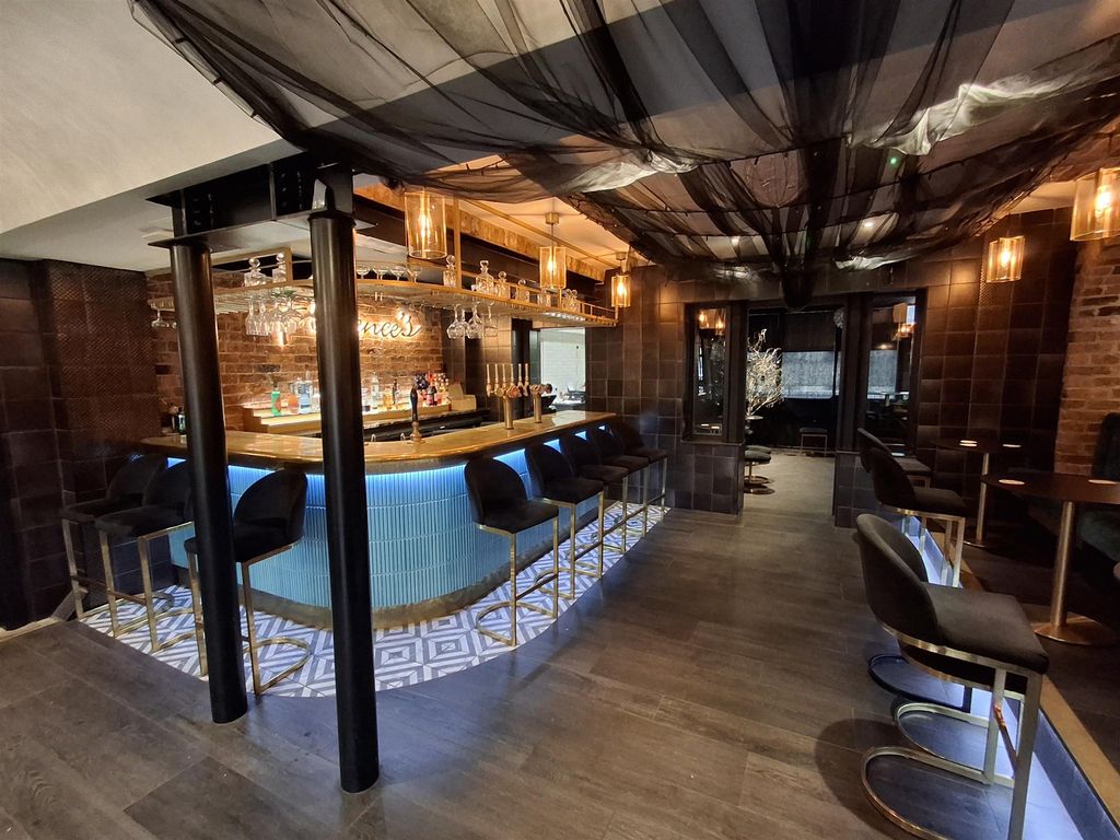 Property photo 3 of 8 Photo 2