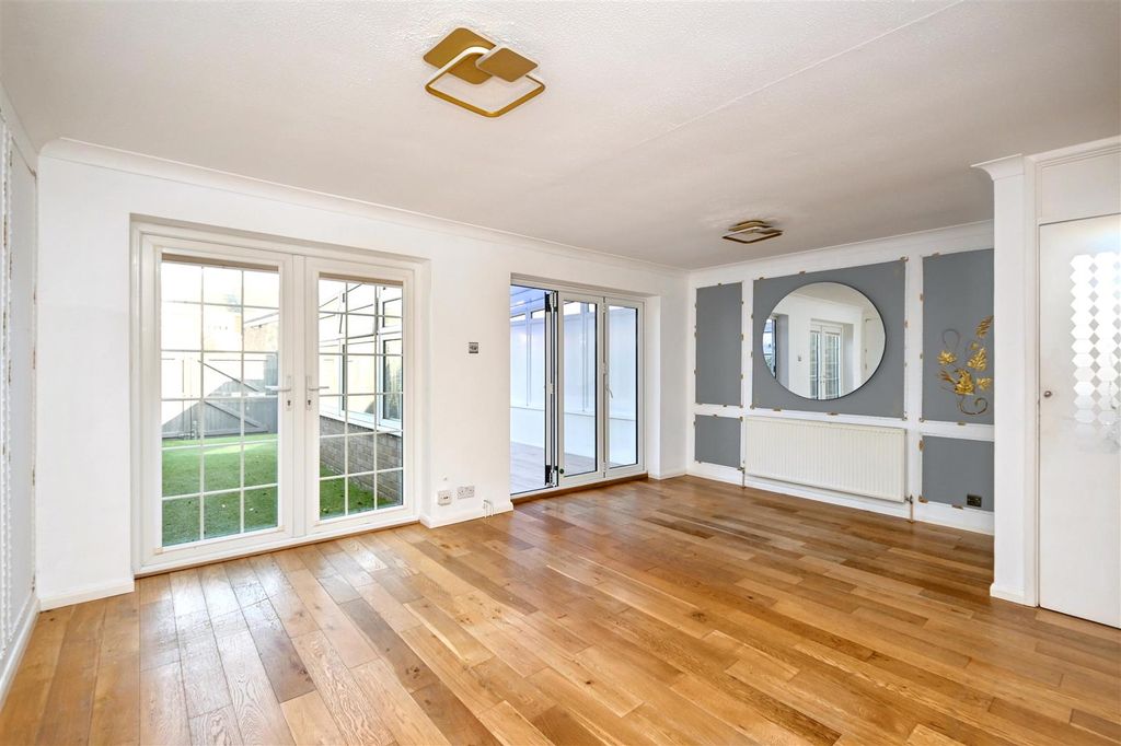 Property photo 2 of 17 Dsc_8217.Jpg