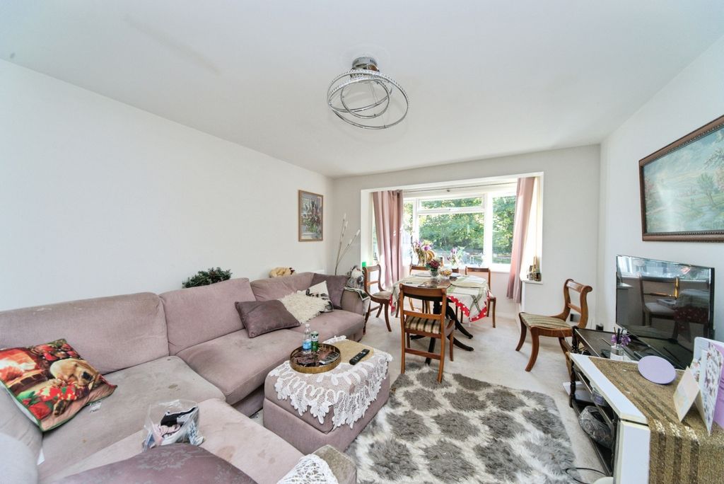 Property photo 2 of 13 Photo