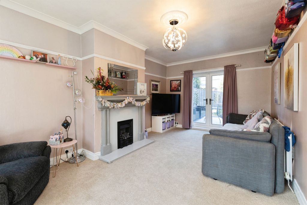 Property photo 2 of 14