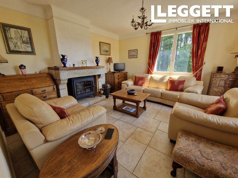 Property photo 3 of 10