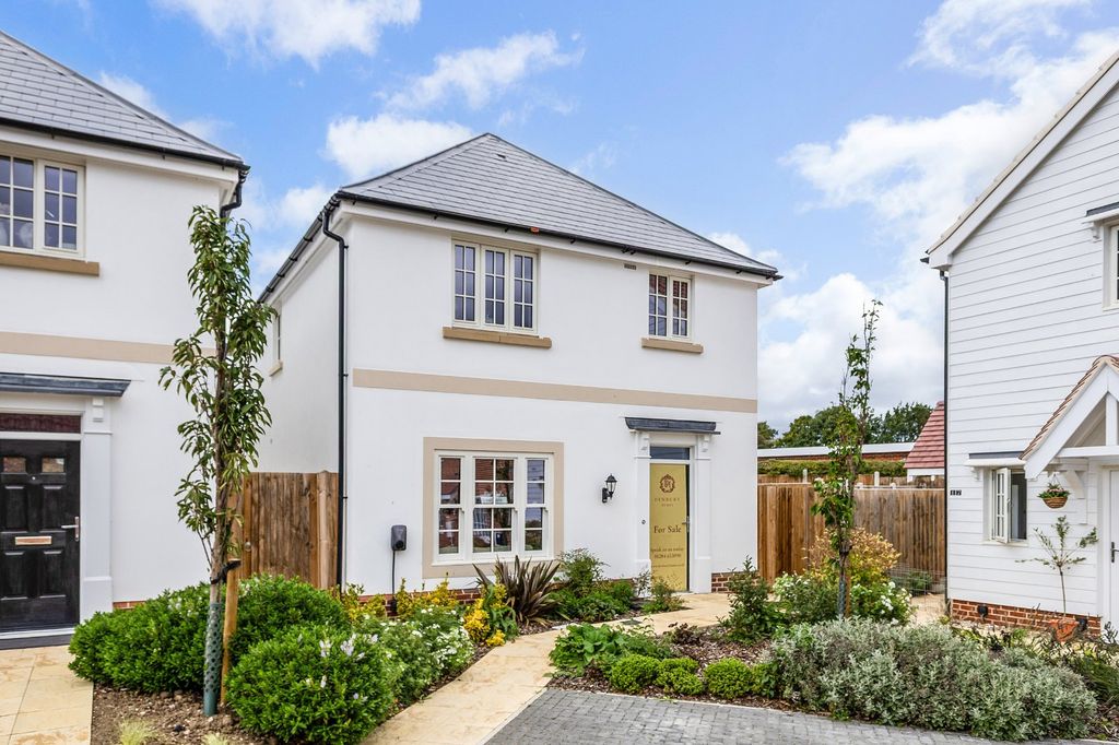 Property photo 1 of 13 Plot 17
