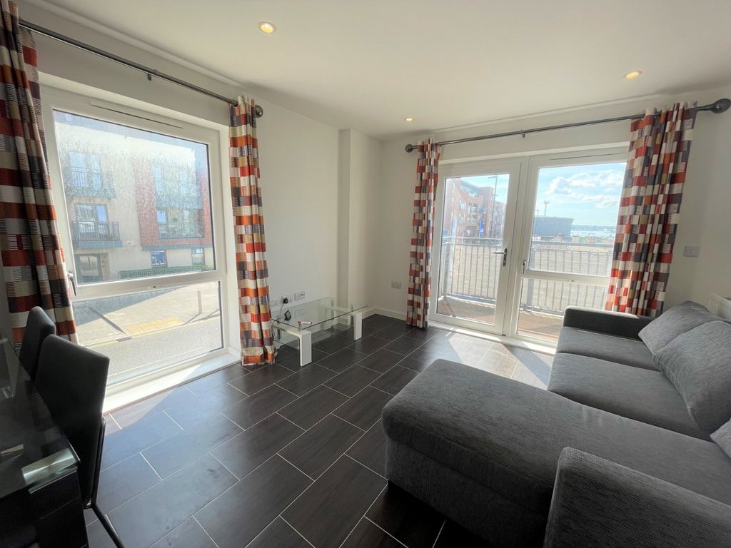 Property photo 2 of 8 Picture No. 05