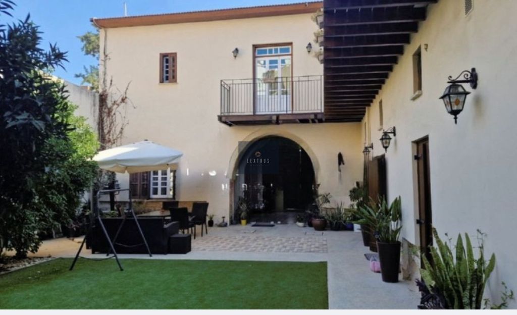 Property photo 2 of 7