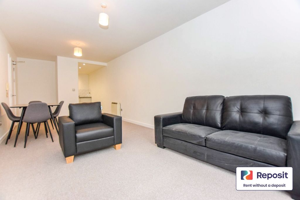 Property photo 3 of 15 Picture No. 32