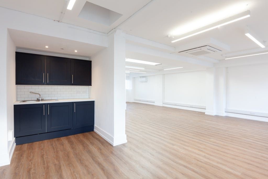 Property photo 2 of 11 2Cf96378-E05F-45A1-Bc20-8Da0Bc09B69B_Web.Jpg