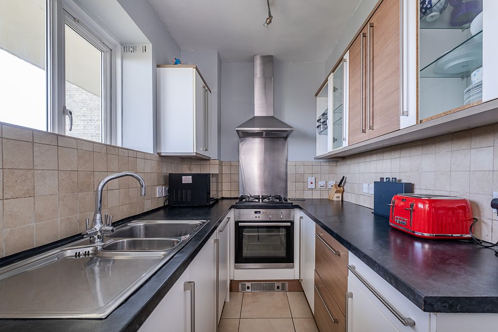 Property photo 3 of 13