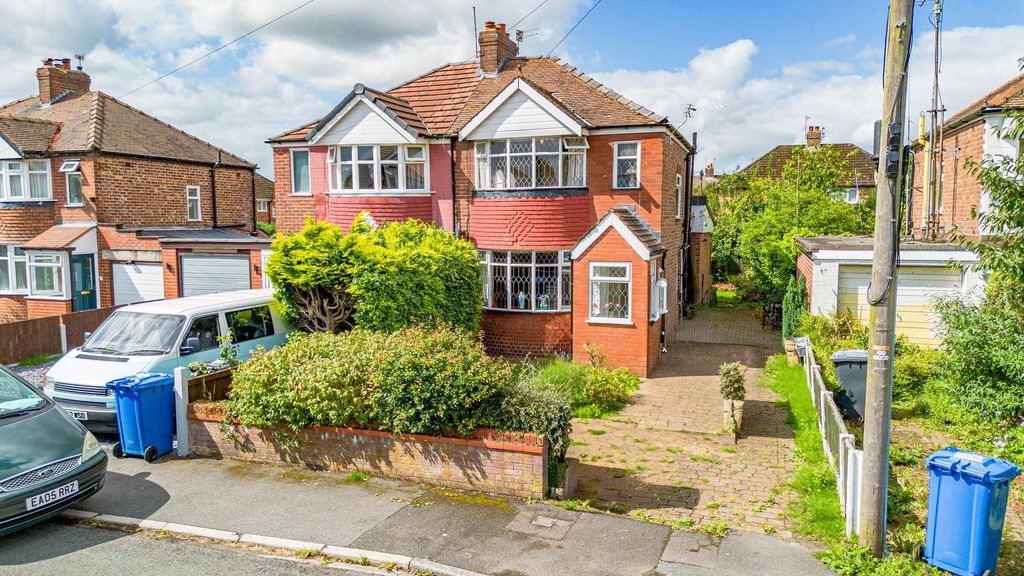 Property photo 1 of 23