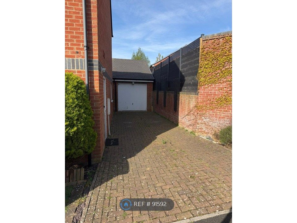 Property photo 3 of 21