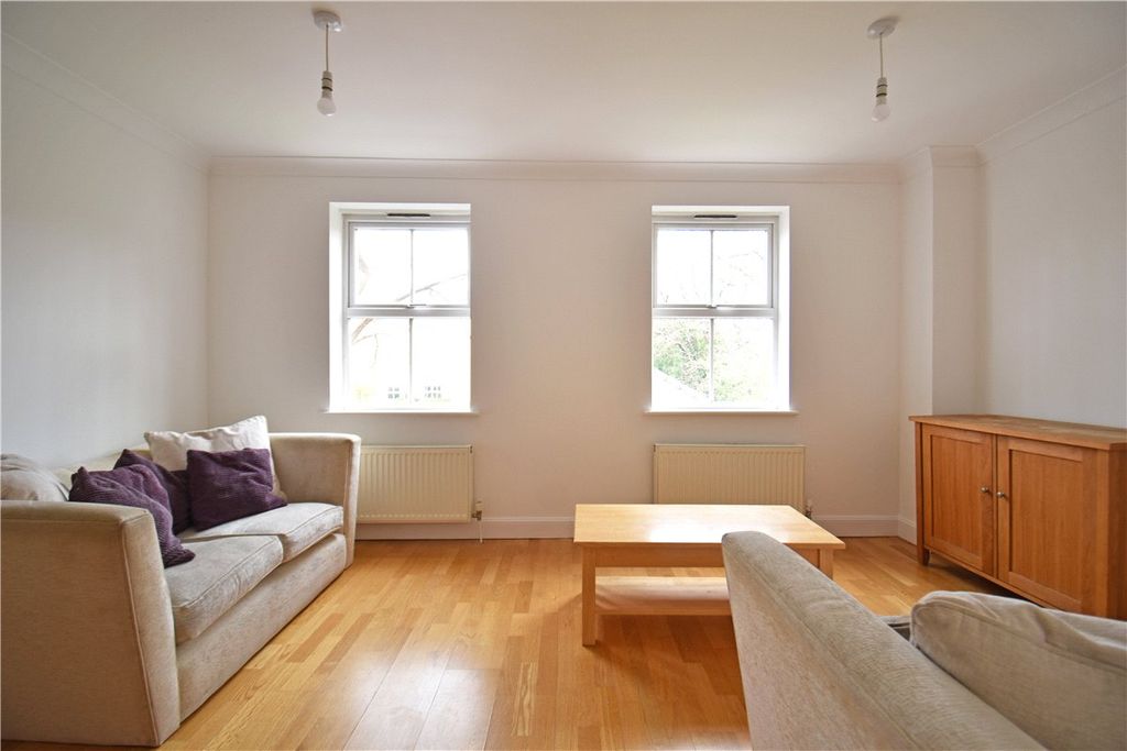 Property photo 2 of 13 Picture No. 20