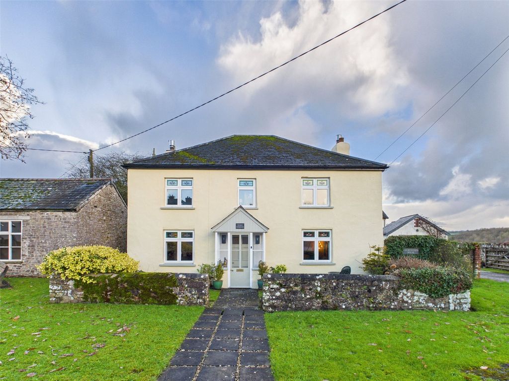 Property photo 1 of 21 Picture No. 01