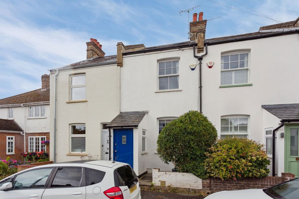 Property photo 2 of 17