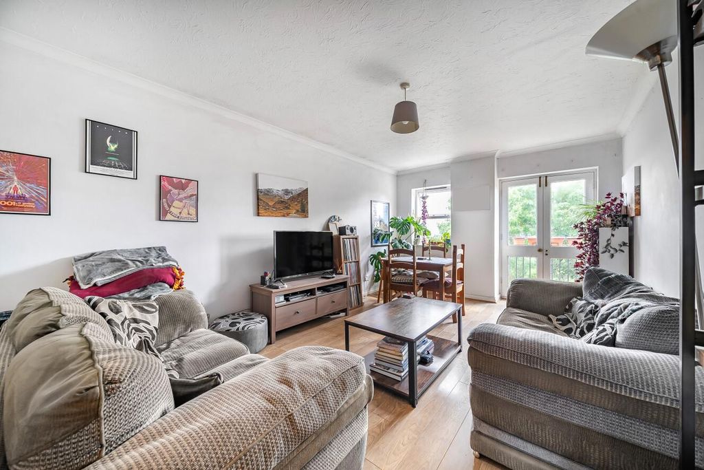 Property photo 2 of 9 Picture 2