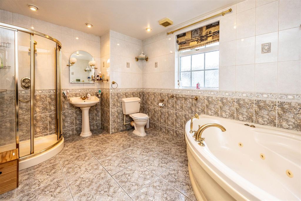 Additional image 47 of 4 bed property for saleWoodside Road, Huddersfield HD4