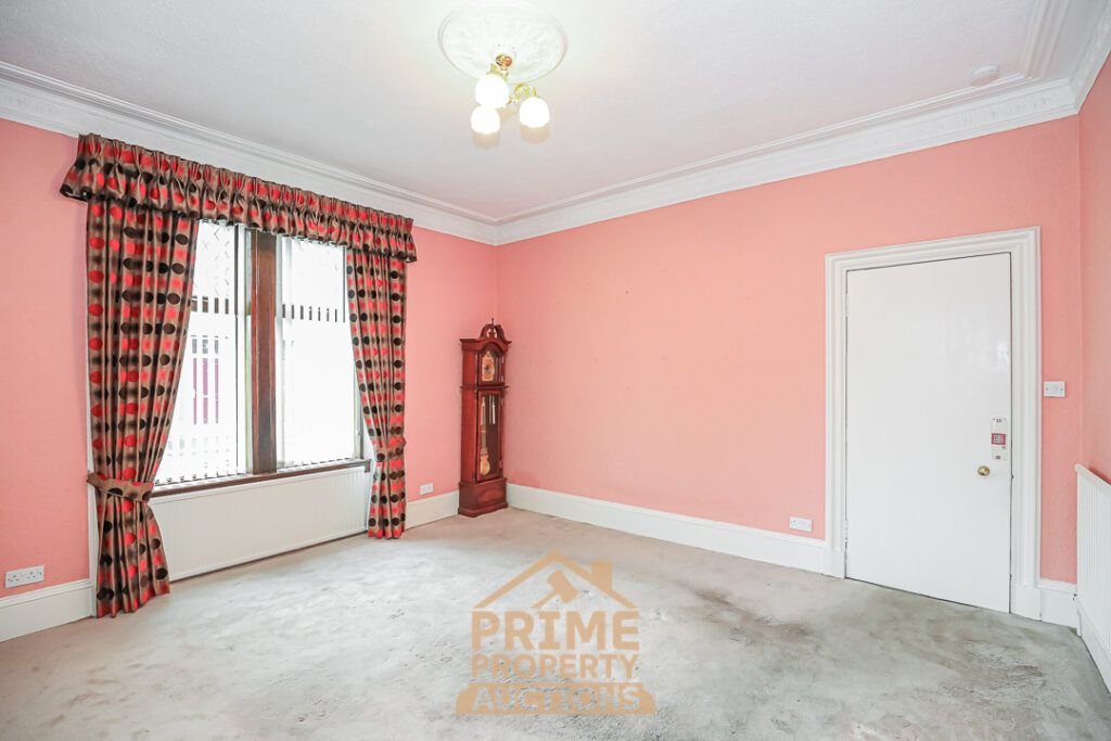 Property photo 3 of 32
