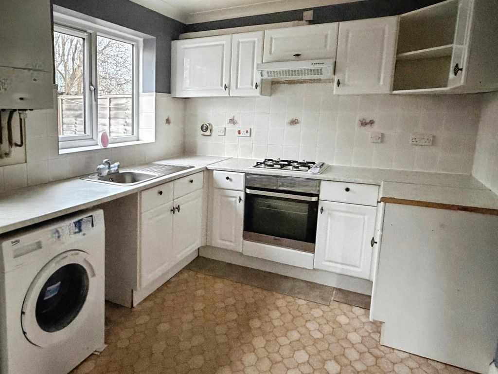 Property photo 2 of 8