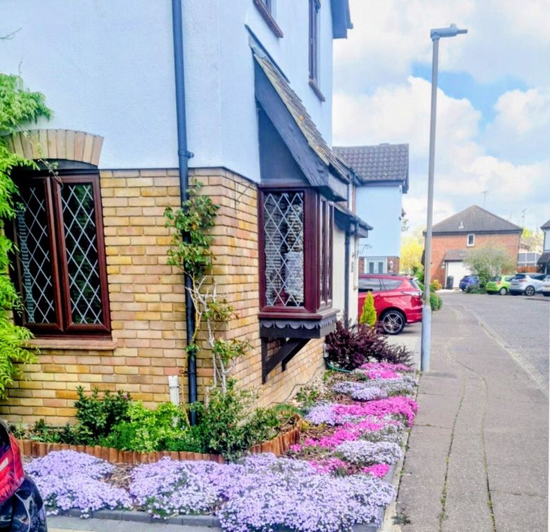 Property photo 1 of 17