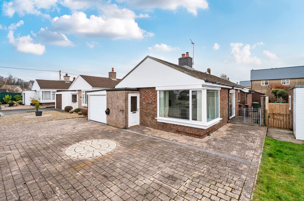 Property photo 1 of 21 1405874-1-6980d40...