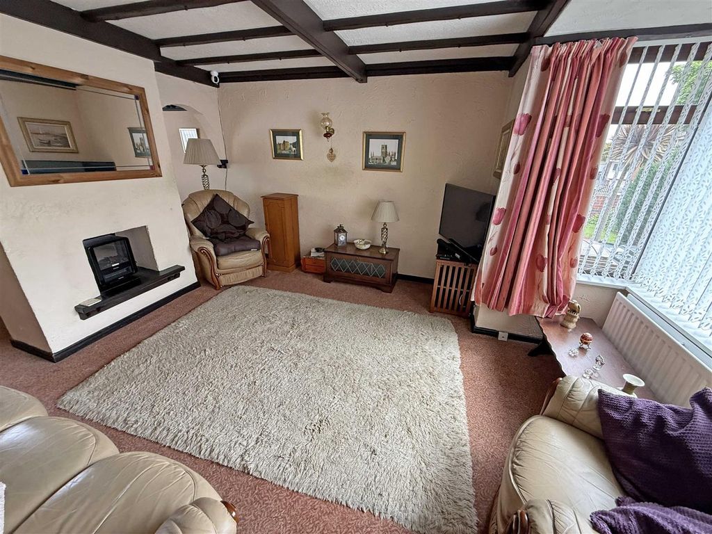 Property photo 2 of 12 Living Room.Jpg