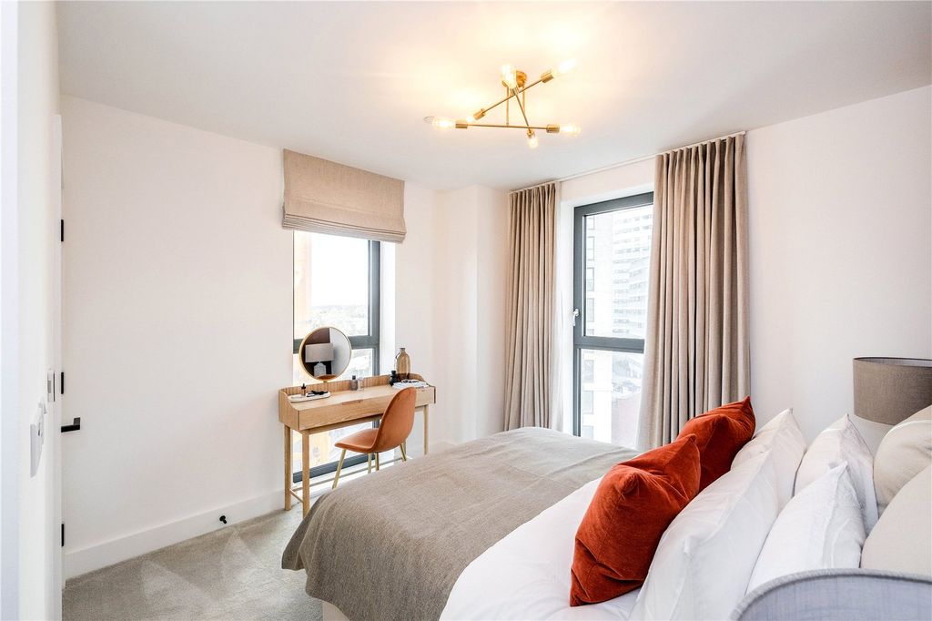 Property photo 3 of 8 Picture No. 04