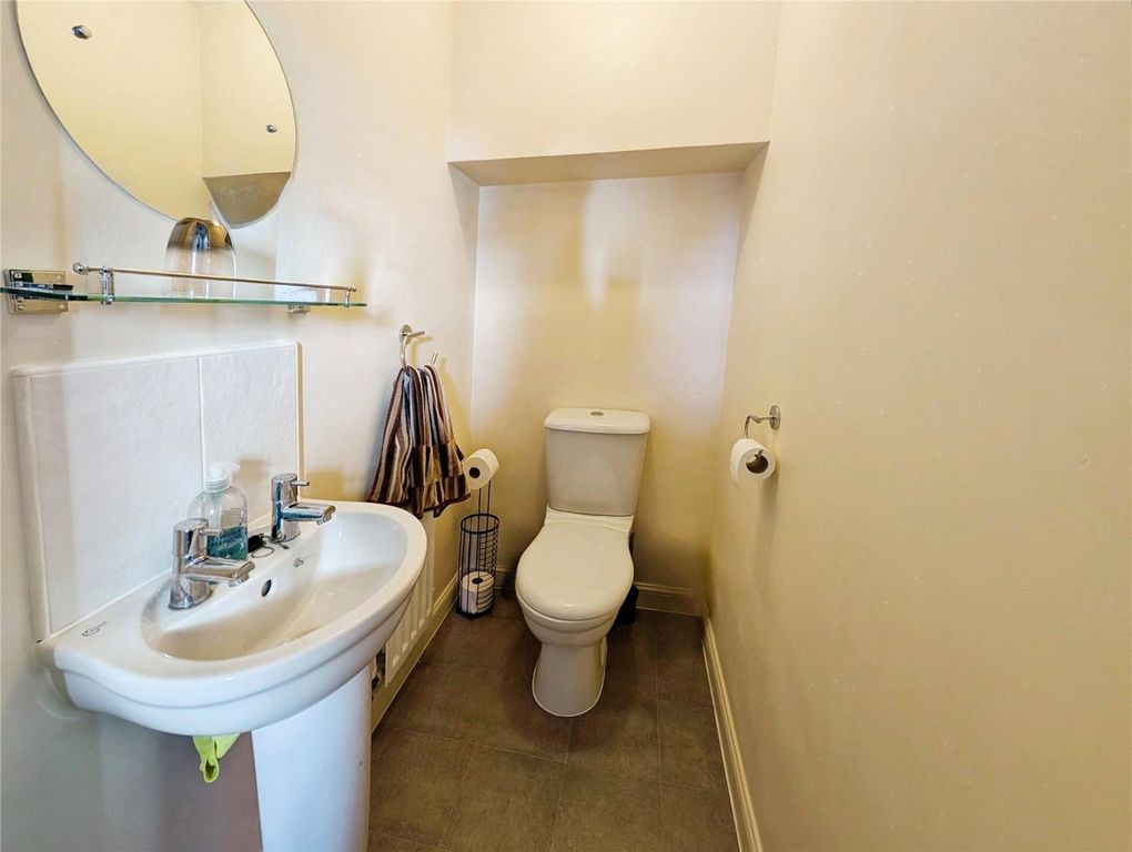 Property photo 3 of 10 Picture No. 16