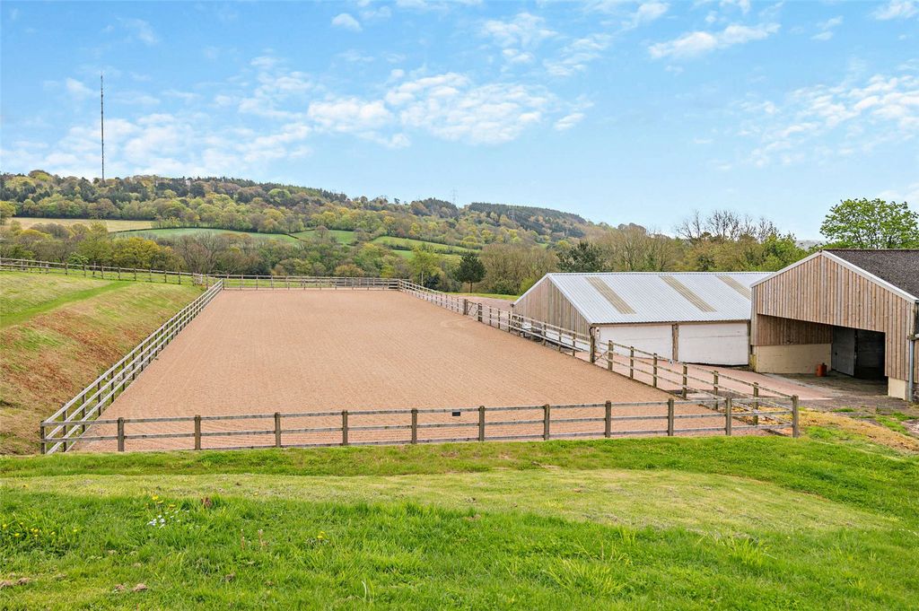 Property photo 3 of 29 Sand School