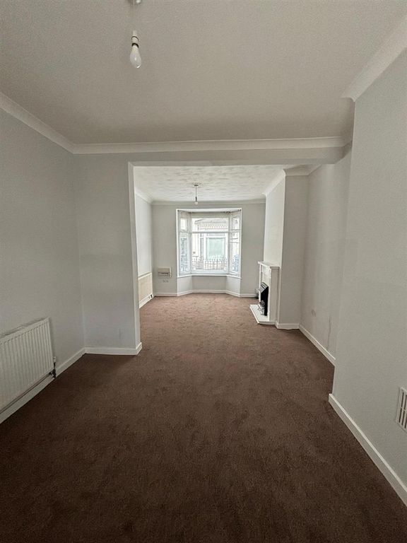 Property photo 3 of 10 5Fd52103-E2F2-4510-8895-4155d242Ac3A.Jpg