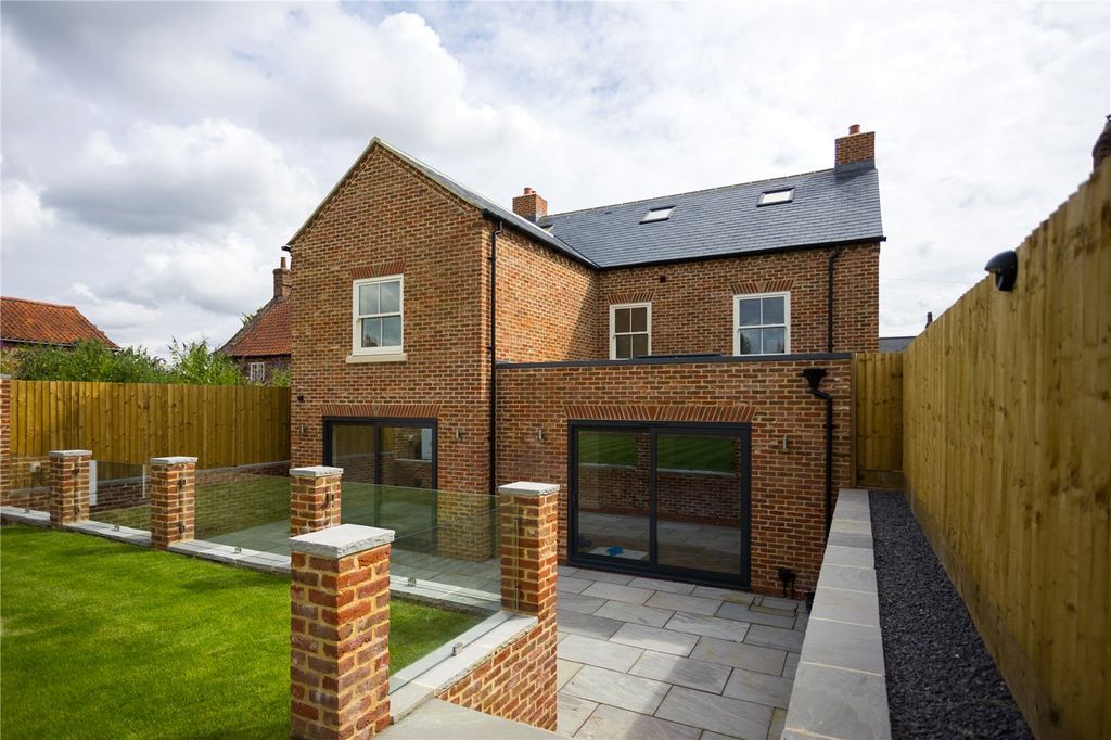 Property photo 2 of 20 Rear Elevation