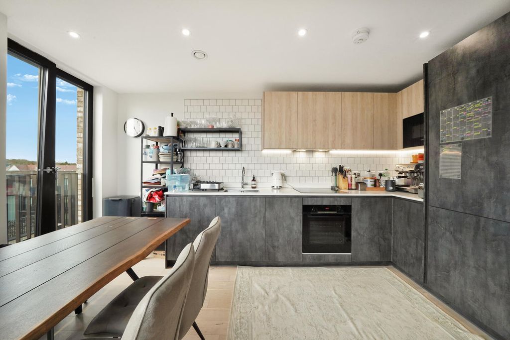 Property photo 3 of 16 Kitchen