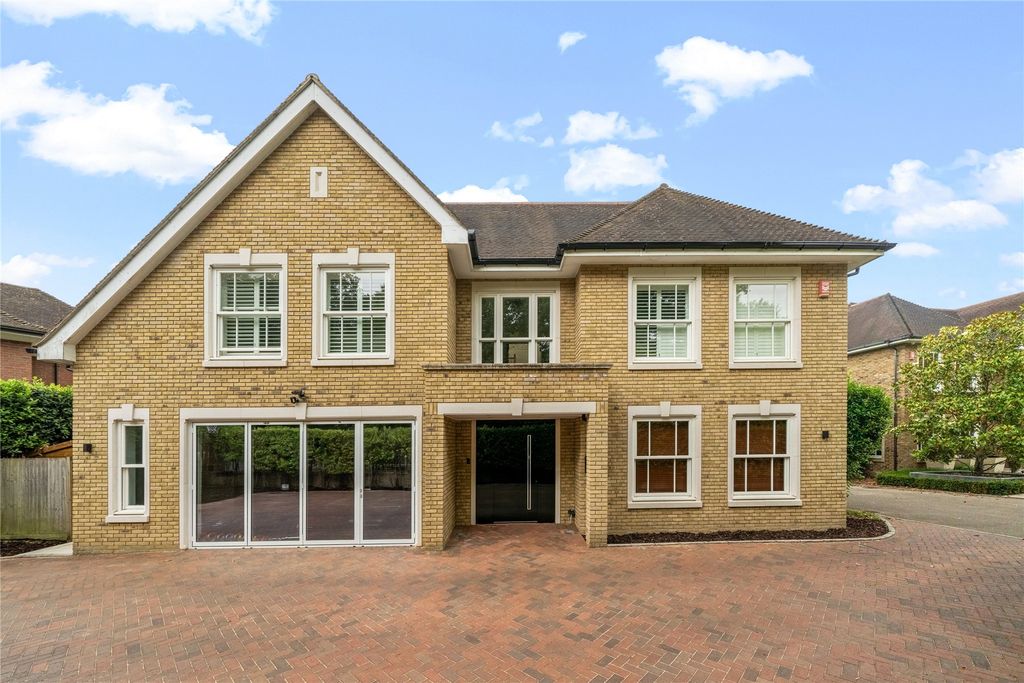 Property photo 3 of 24 Picture No. 02