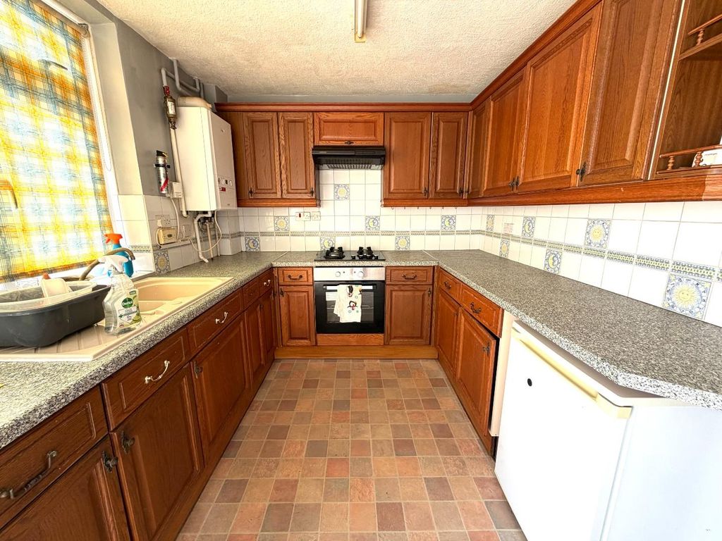 Property photo 3 of 13 Kitchen.Jpg