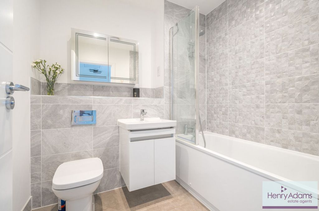Additional image 19 of 3 bed semi-detached house for saleFrancis Rose Way, Liss GU33