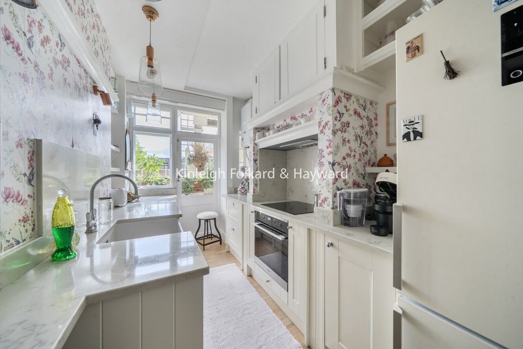 Property photo 2 of 15 Picture No. 07