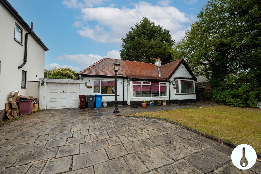 Property photo 1 of 25