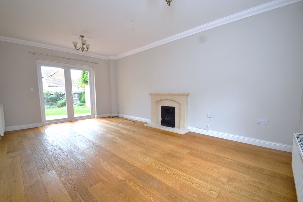 Property photo 3 of 22 L1