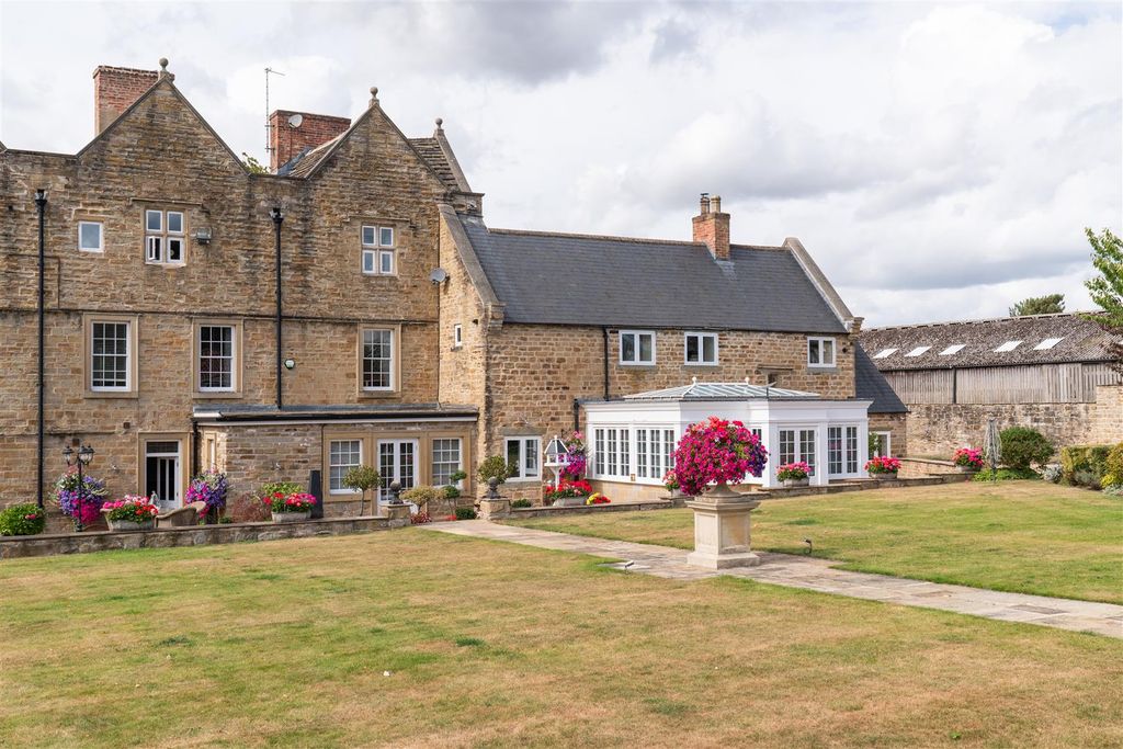 Additional image 82 of 7 bed detached house for salePark Hall, Parkhall Lane, Spinkhill, Sheffield S21
