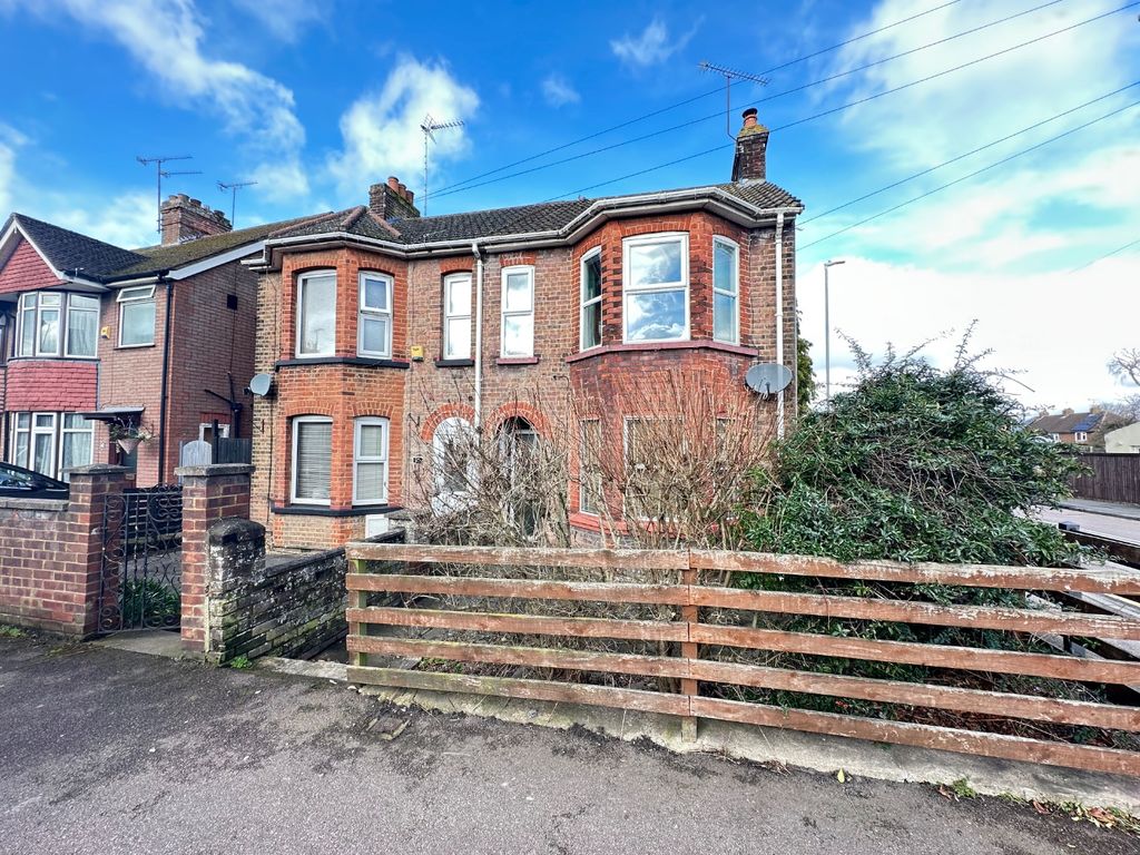 Property photo 1 of 7 4932530