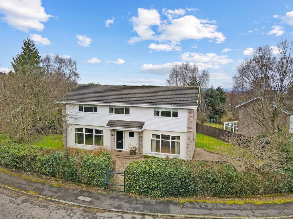 Property photo 1 of 29