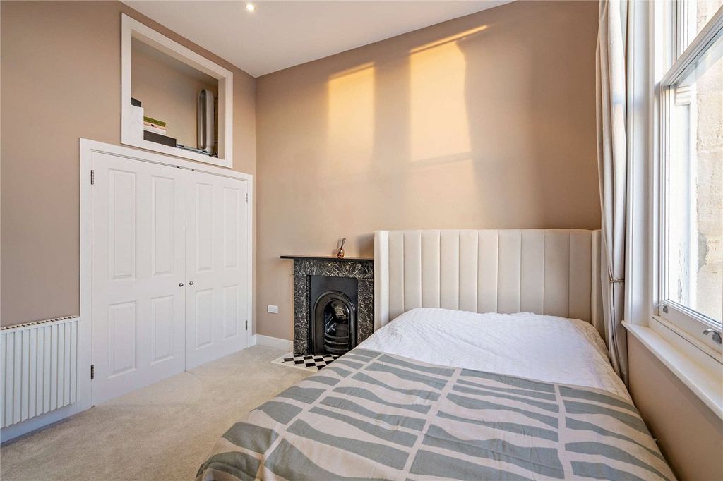 Property photo 3 of 19 Picture No. 28