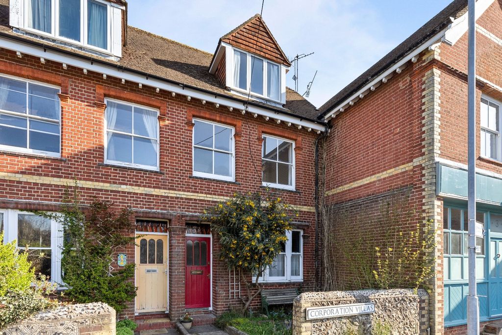 Property photo 1 of 12 4019631