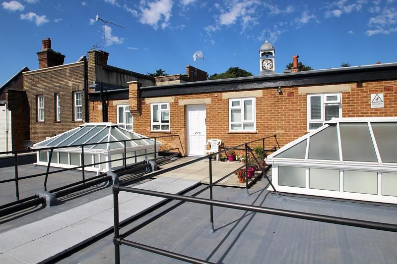 Property photo 1 of 6 External