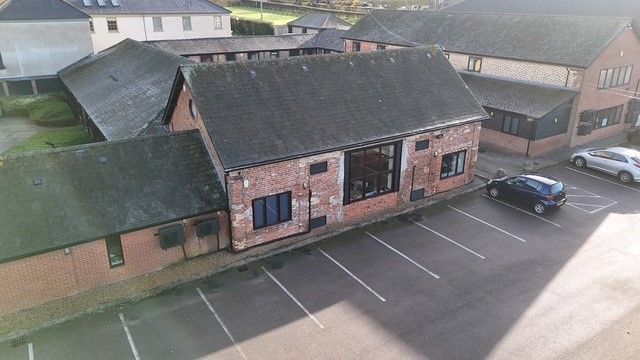Property photo 2 of 9