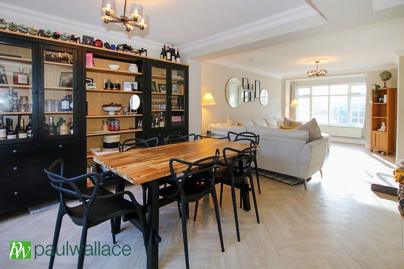 Property photo 3 of 23 Dining Room/Lounge