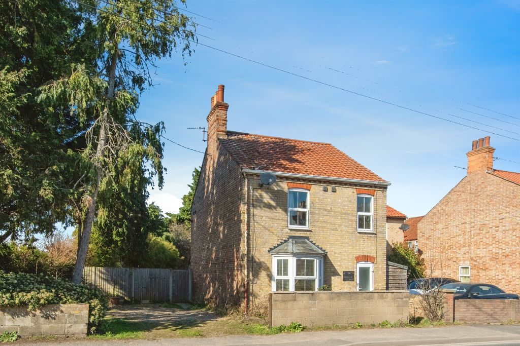 Property photo 1 of 17