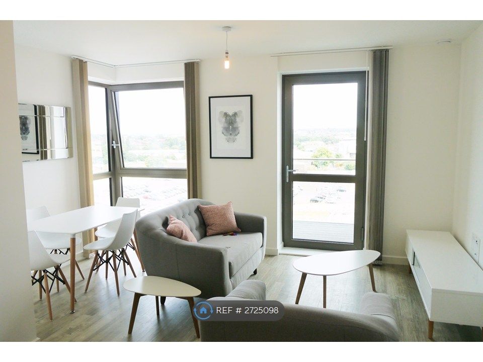 Property photo 2 of 8