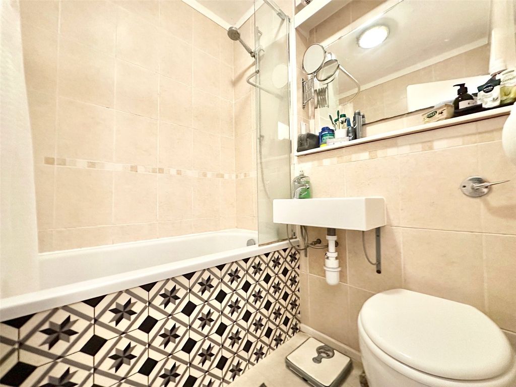 Property photo 3 of 8 Picture No. 08